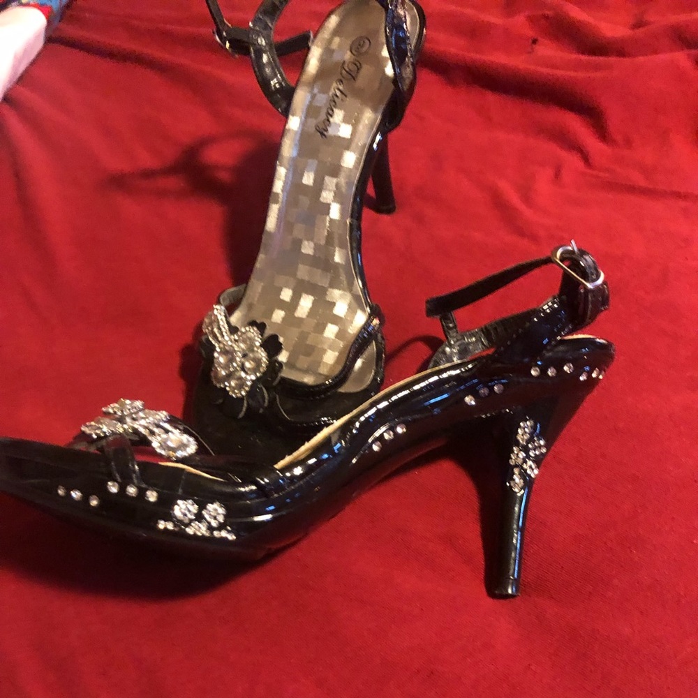 Women’s shoe